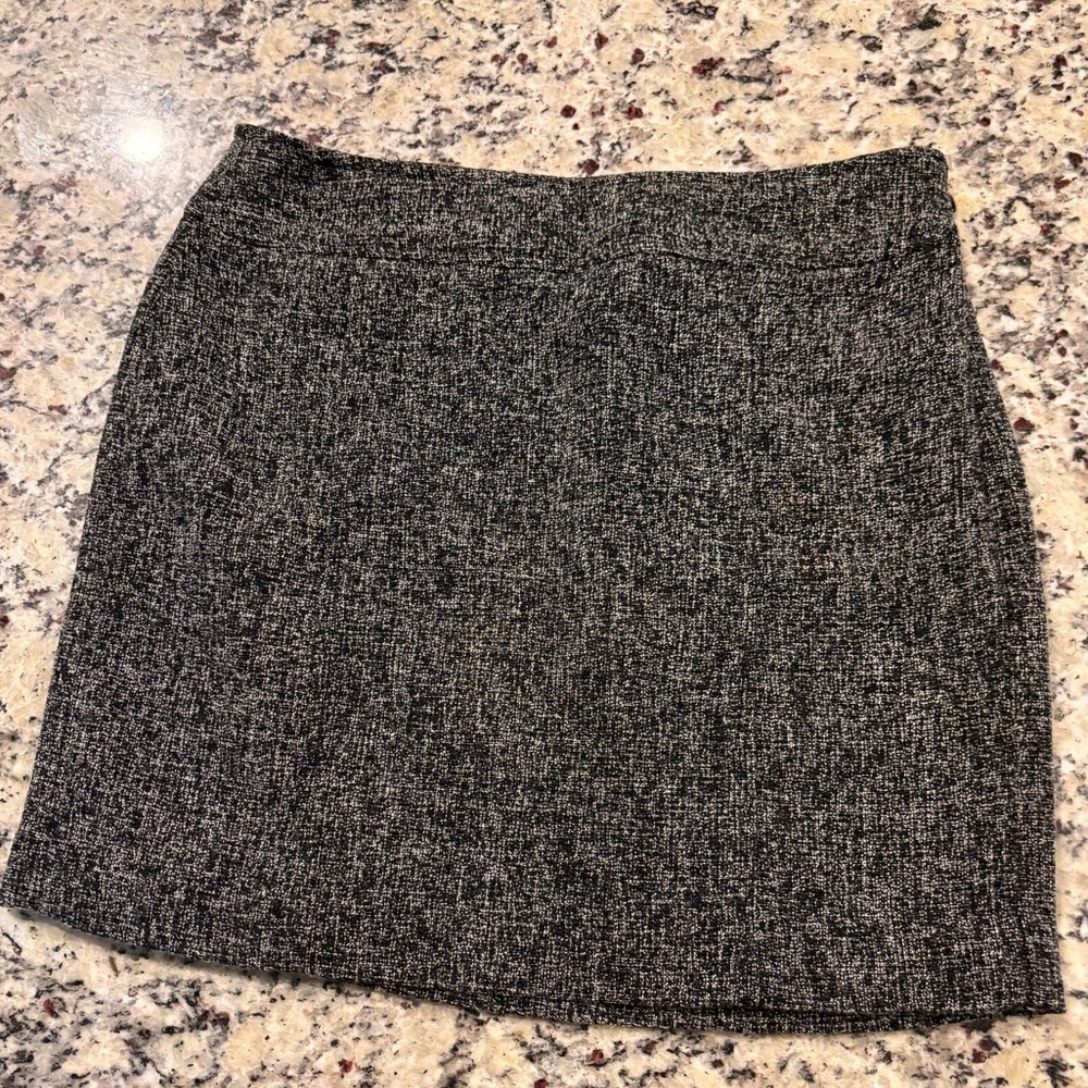 Banana Republic Women's Black/white Classic Professional Lined Skirt